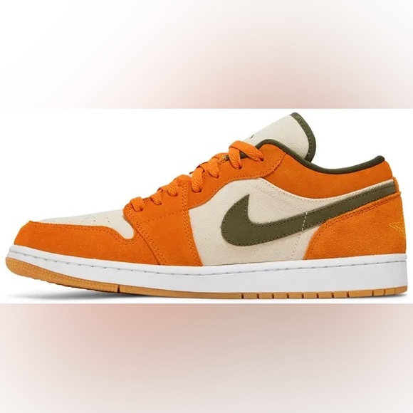 Nike Men’s Air Jordan 1 Low SE 'Light Curry', SIZE: 11.5 - Picture 4 of 15
